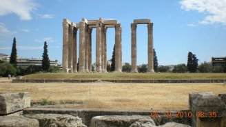 Voy- Athens, Temple of Olympian Zeus.jpg