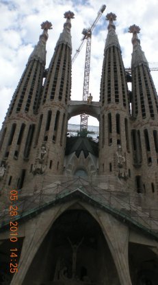 Voy- Barcelona, Basílica i Temple Expiatori de la Sagrada Família.jpg